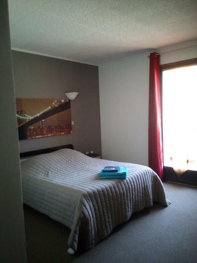 Mas Du Colombier Bed & Breakfast Saint-André-les-Alpes Екстериор снимка